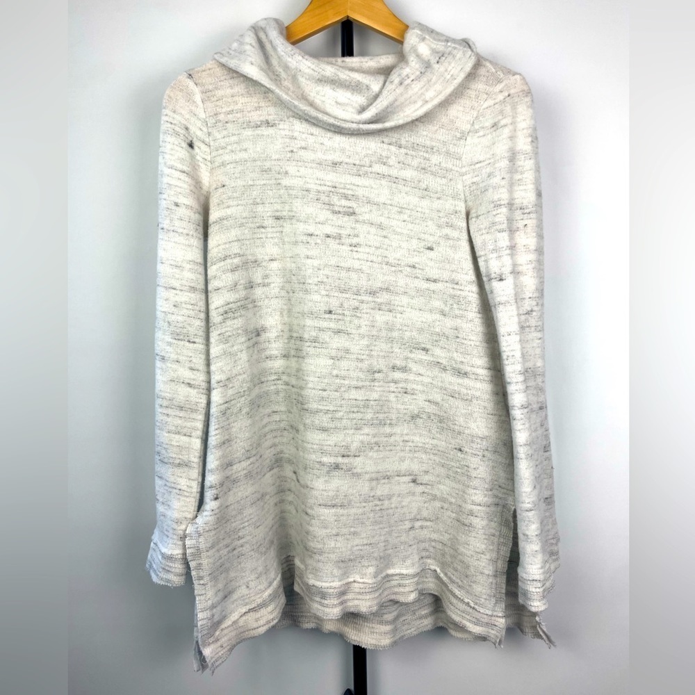 Maeve by Anthropologie Gray Super Soft Risa Hacci Tunic Cowl Neck Sweater‎